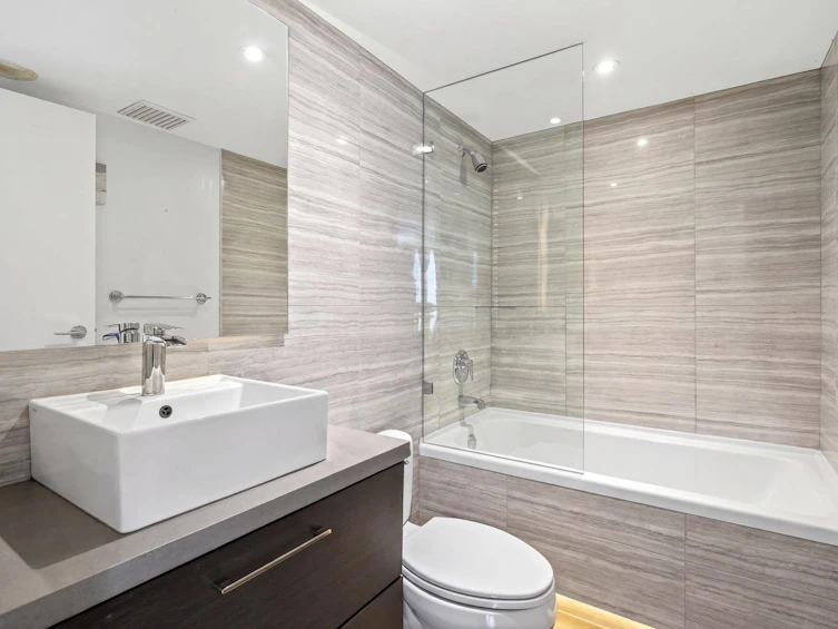 601-1003 Pacific Street, Vancouver, BC, V6E 4P2 - 9