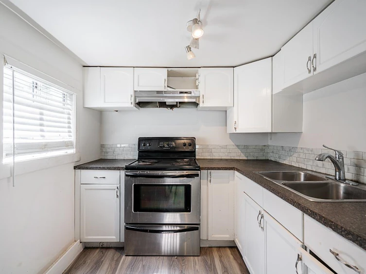 9893 132 Street, Surrey, BC, V3T 3S7 - 29
