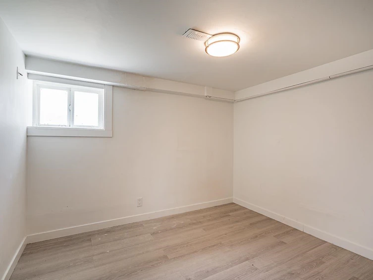 9893 132 Street, Surrey, BC, V3T 3S7 - 33