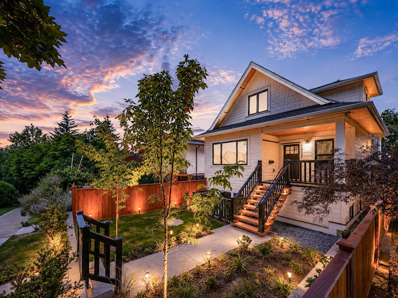 1937 E 4th Avenue, Vancouver BC V5N 1K3