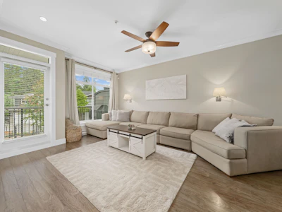 28-11461 236th Street - 5