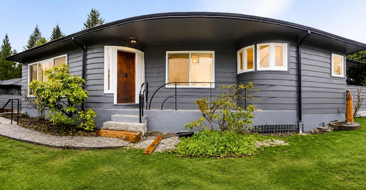 1128 Ridgewood Drive, North Vancouver, BC, V7R 1J3