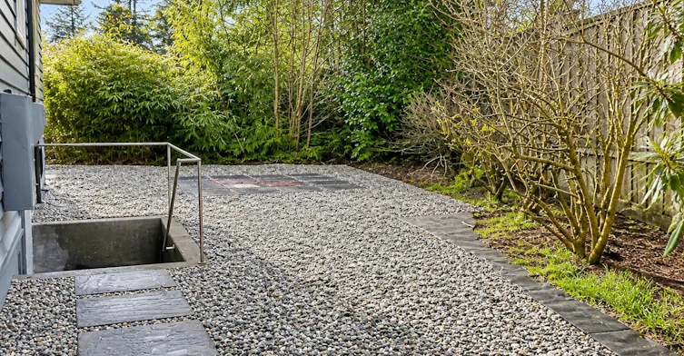 1128 Ridgewood Drive, North Vancouver, BC, V7R 1J3 - 21