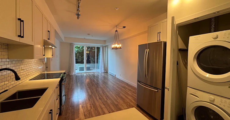 x10-388 Kootenay Street, Vancouver, BC, V5K 0C5 - 17