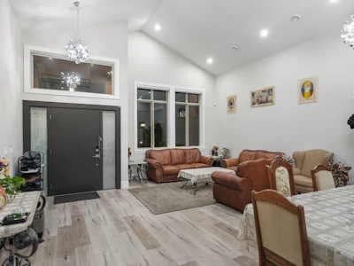 11741 64 Avenue - 4