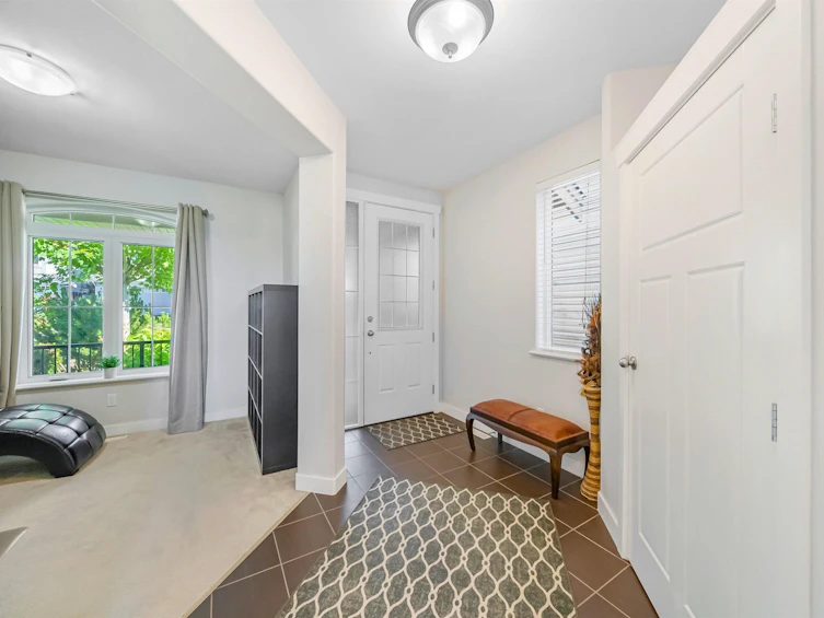 7037 178 Street, Surrey, BC, V3S 8S2 - 4