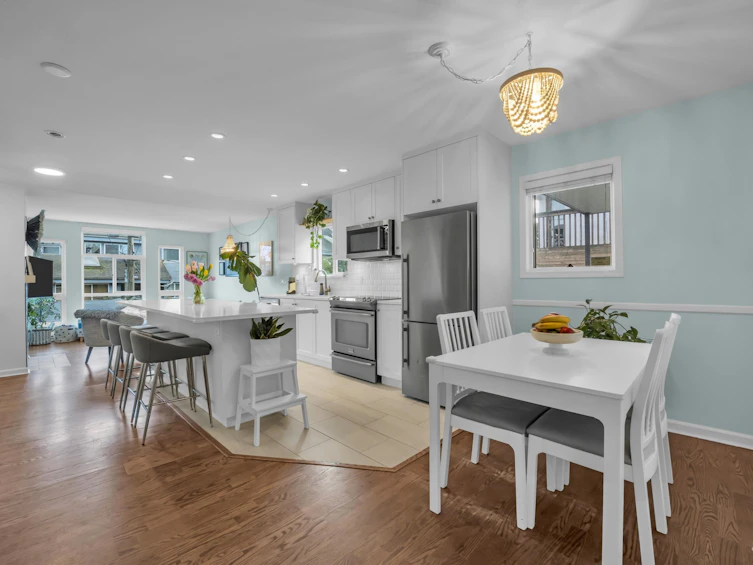 305-2110 Cornwall Avenue, Vancouver, BC, V6K 1B4 - 11