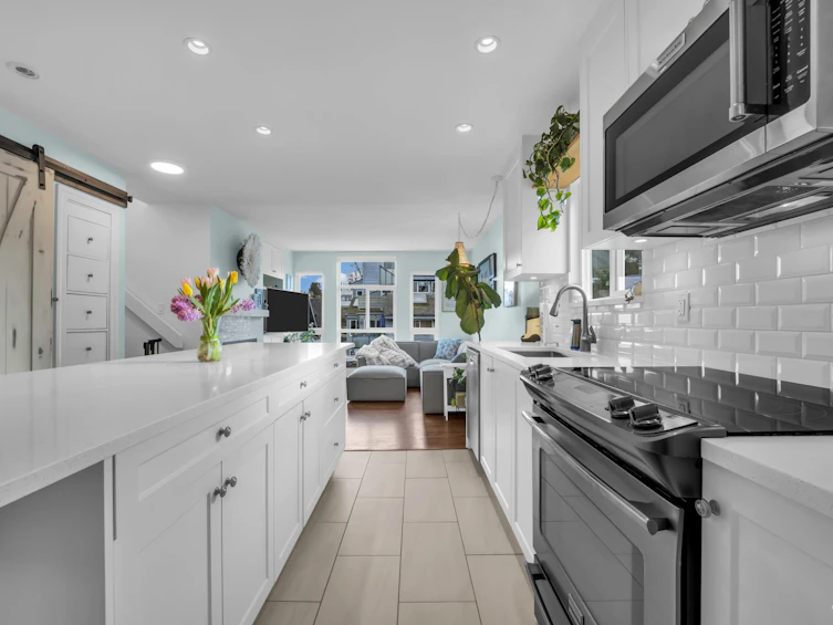 305-2110 Cornwall Avenue, Vancouver, BC, V6K 1B4 - 10