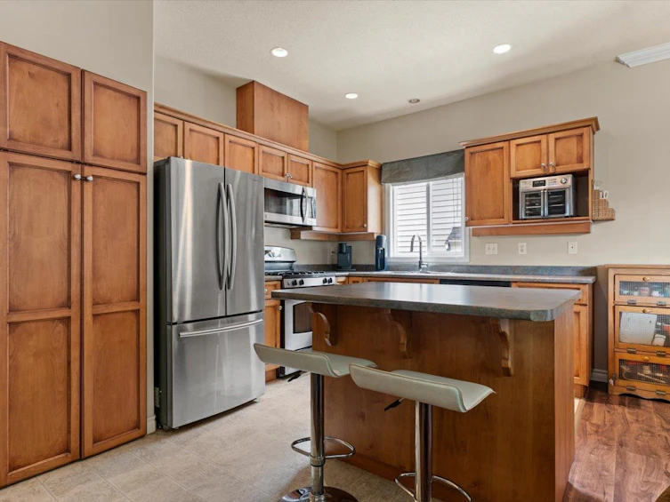 35-349 Walnut Avenue, Harrison Hot Springs, BC, V0M 1K0 - 11