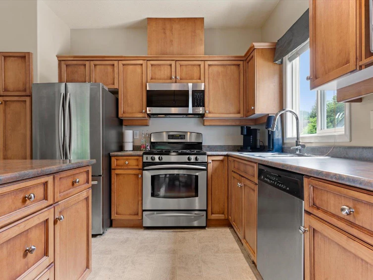 35-349 Walnut Avenue, Harrison Hot Springs, BC, V0M 1K0 - 13