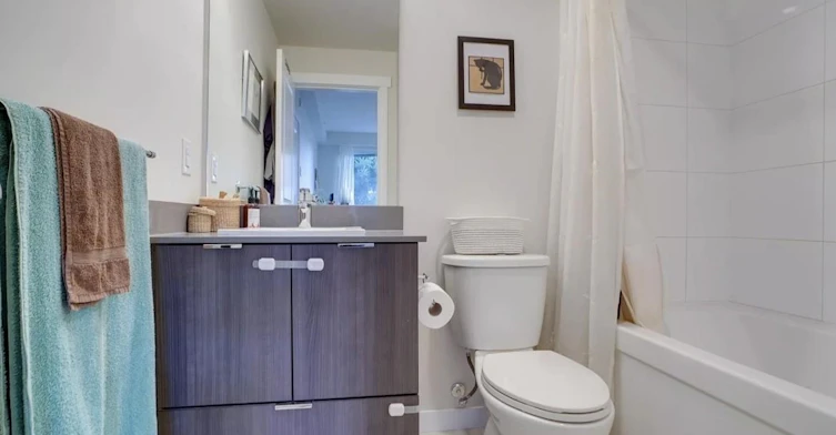 103-9877 University Crescent, Burnaby, BC, V5A 0A7 - 12