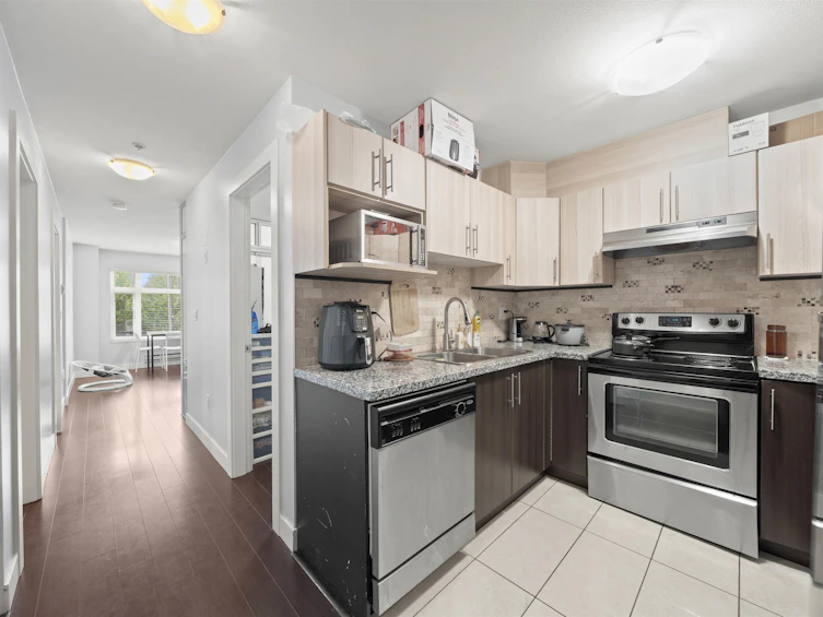 303-2745 E Hastings Street, Vancouver, BC, V5K 1Z8 - 14