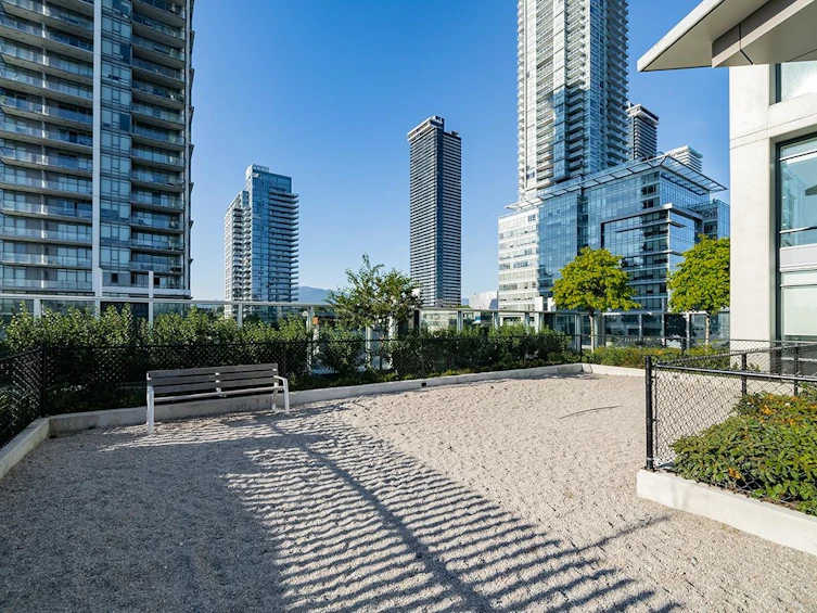 305-2085 Skyline Court, Burnaby, BC, V5C 0M6 - 18