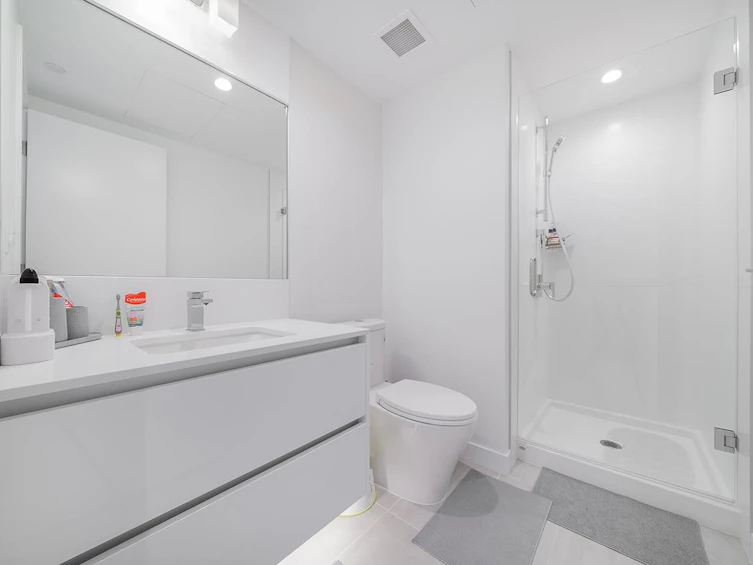 305-2085 Skyline Court, Burnaby, BC, V5C 0M6 - 10