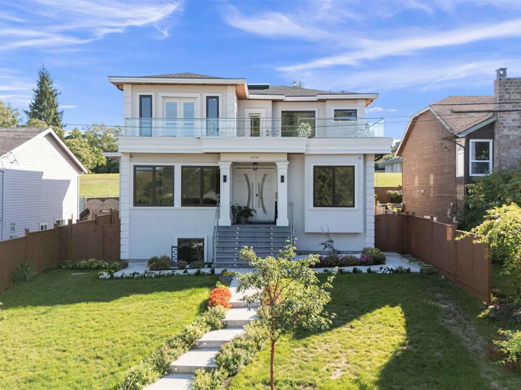 13836 80 Avenue, Surrey, BC, V3W 7X6