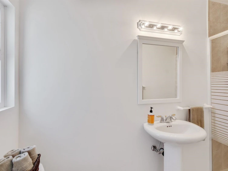 4860 Eton Street, Burnaby, BC, V5C 1K9 - 7