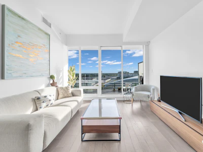 1003-6622 Pearson Way - 2