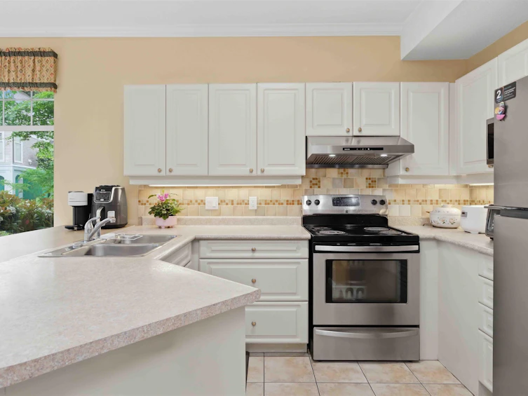 2-5950 Oakdale Road, Burnaby, BC, V5H 4R5 - 10
