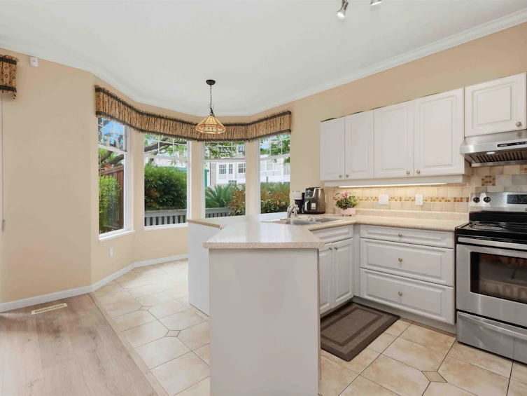 2-5950 Oakdale Road, Burnaby, BC, V5H 4R5 - 11