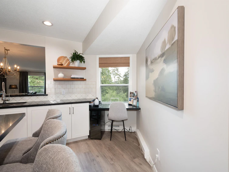 706-1500 Ostler Court, North Vancouver, BC, V7G 2S2 - 16