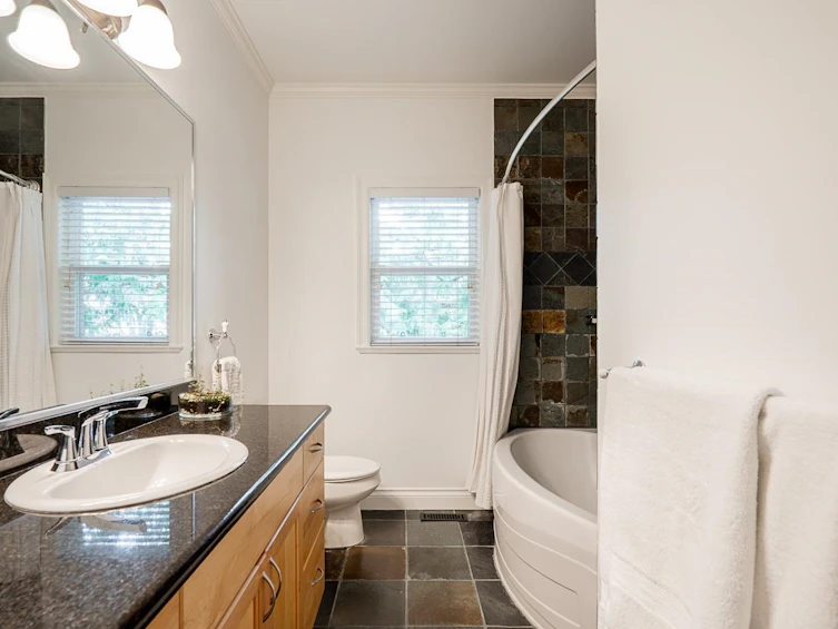 2440 124b Street, Surrey, BC, V4A 3N6 - 24