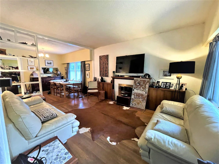 3259 W 7th Avenue, Vancouver, BC, V6K 2A3 - 3