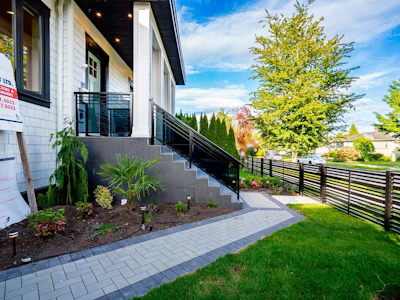 2623 Mcbain Avenue - 5
