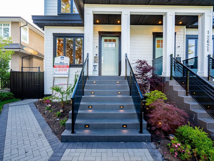 2623 Mcbain Avenue, Vancouver, BC, V6L 2C7 - 4