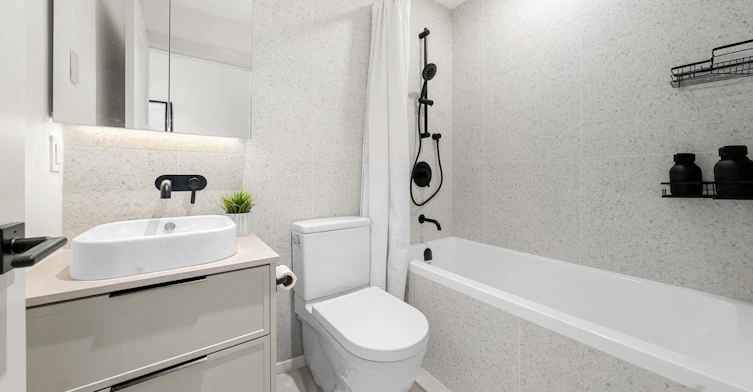26-632 E 3rd, North Vancouver, BC, V7J 3E9 - 21