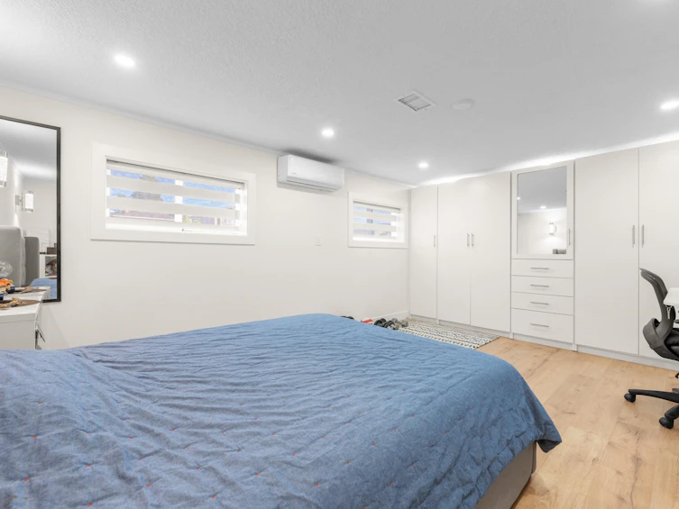 8649 11th Avenue, Burnaby, BC, V3N 2P9 - 14