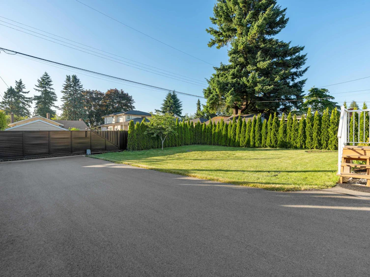 8649 11th Avenue, Burnaby, BC, V3N 2P9 - 23