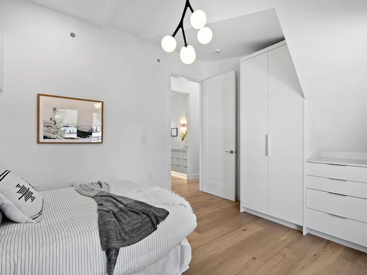 1135 W 33rd Avenue, Vancouver, BC, V6M 1A3 - 28