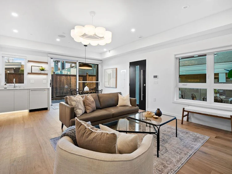 1135 W 33rd Avenue, Vancouver, BC, V6M 1A3 - 13