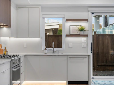 1135 W 33rd Avenue - 3