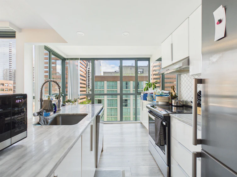 708-1188 Howe Street, Vancouver, BC, V6Z 2S8 - 10