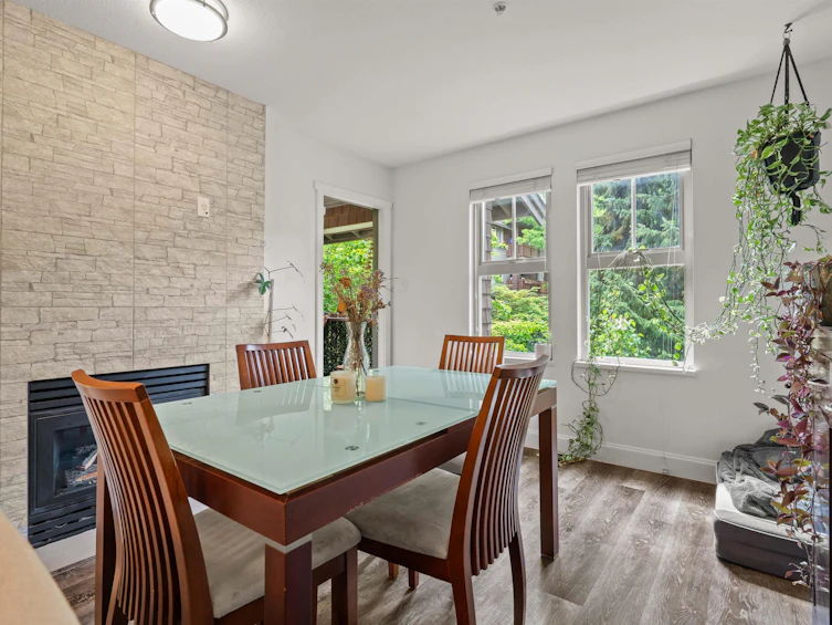 213-15 Smokey Smith Place, New Westminster, BC, V3L 5V7 - 12