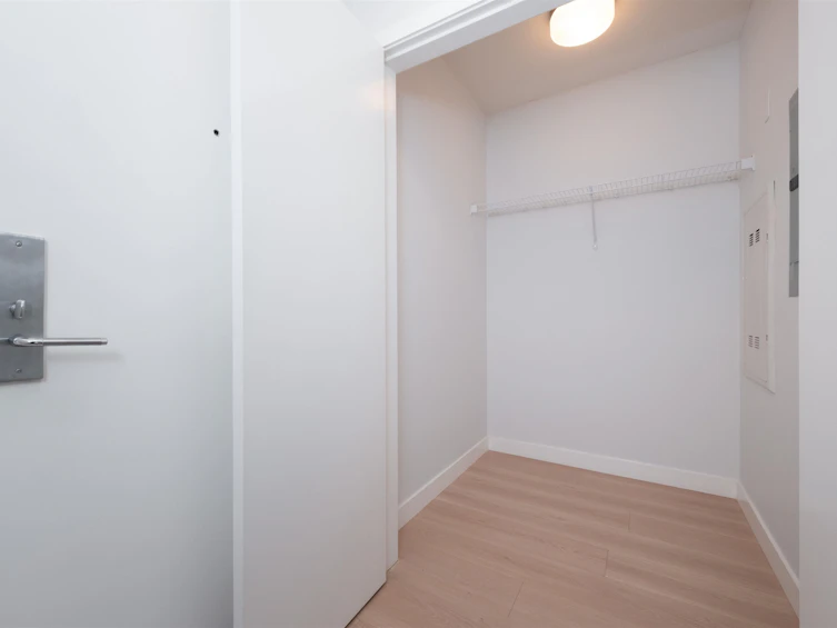 803-6180 Cooney Road, Richmond, BC, V6Y 0H2 - 18