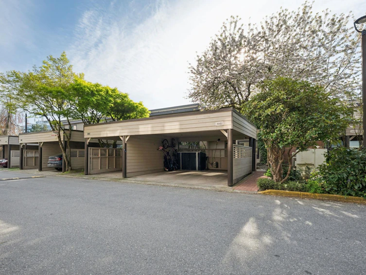 3951 Springtree Drive, Vancouver, BC, V6L 3E2 - 39