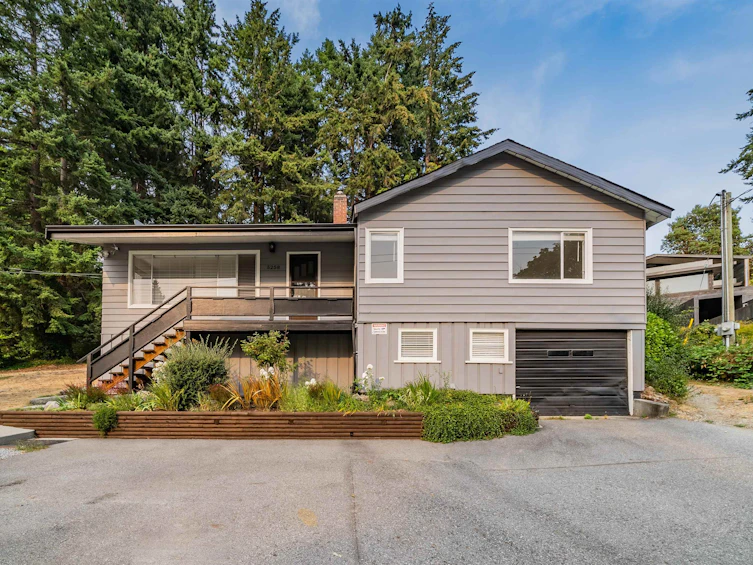5258 Sunshine Coast Highway, Sechelt, BC, V7Z 0G7