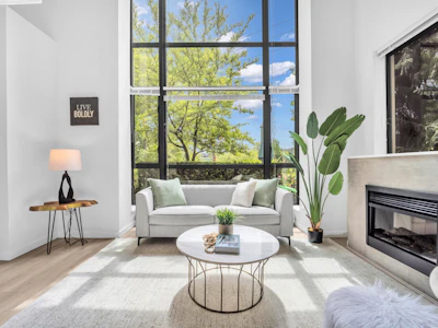 6-4178 Dawson Street - 3