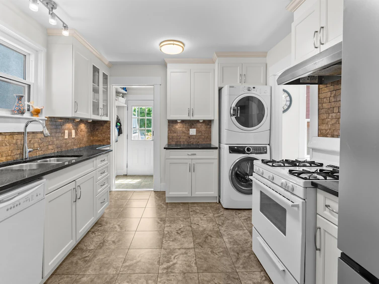 178 E King Edward Avenue, Vancouver, BC, V5V 2C1 - 8