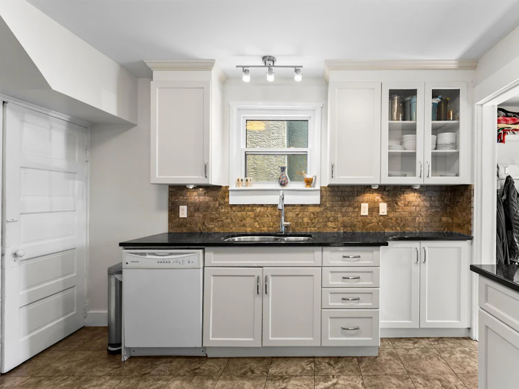 178 E King Edward Avenue, Vancouver, BC, V5V 2C1 - 9