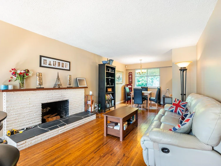 11288 135 Street, Surrey, BC, V3R 2Z7 - 2