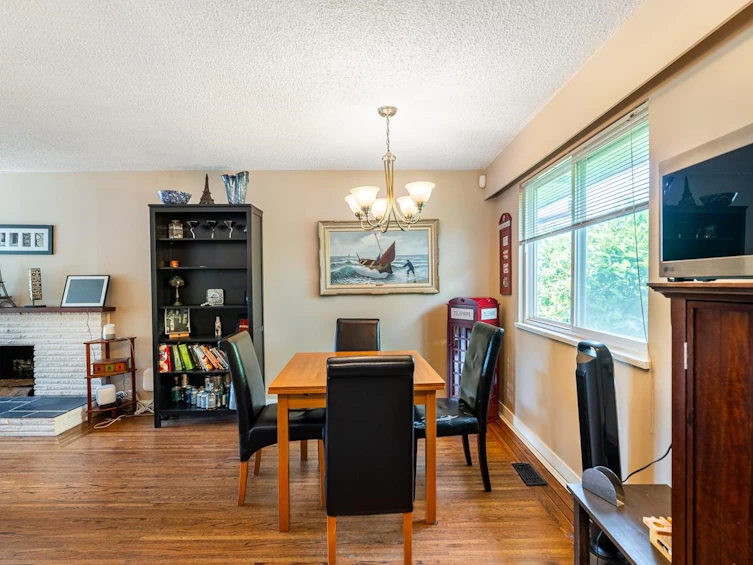 11288 135 Street, Surrey, BC, V3R 2Z7 - 9