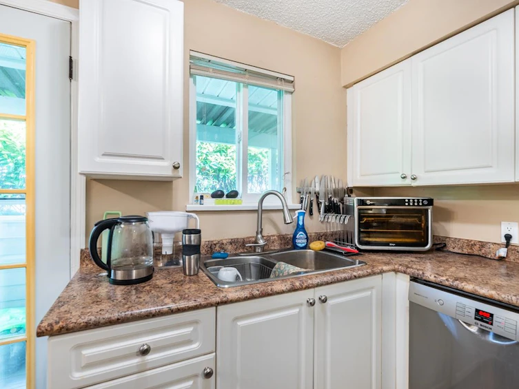 11288 135 Street, Surrey, BC, V3R 2Z7 - 13