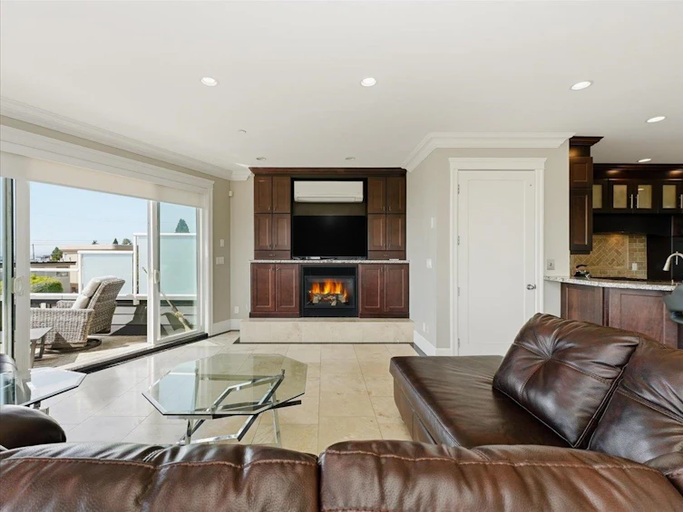 1087 Finlay Street, Surrey, BC, V4B 4K7 - 10