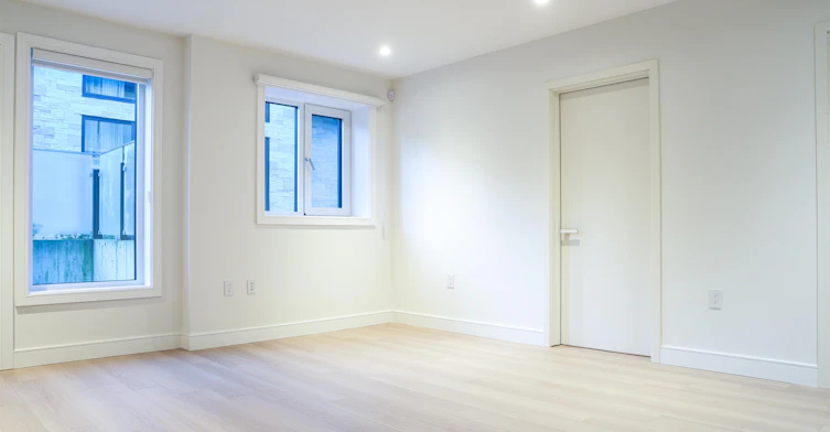 3988 W 31st Avenue, Vancouver, BC, V6S 1Y5 - 4