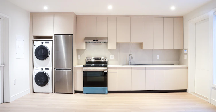 3988 W 31st Avenue, Vancouver, BC, V6S 1Y5