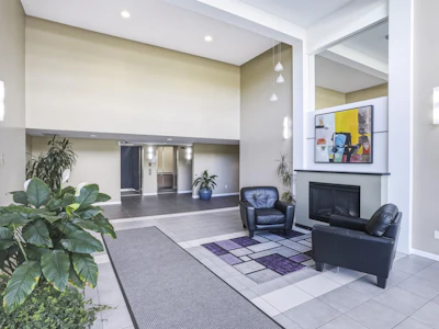 402-9298 University Crescent - 4