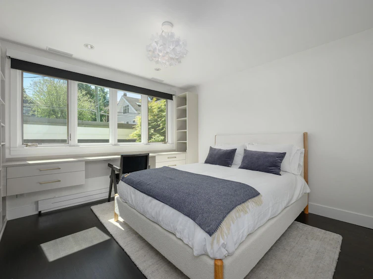 3262 W 1st Avenue, Vancouver, BC, V6K 1H5 - 17
